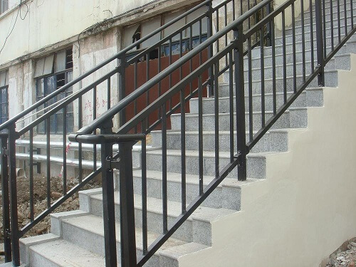 Construction d'un escalier extrieur, quel matriau choisir?